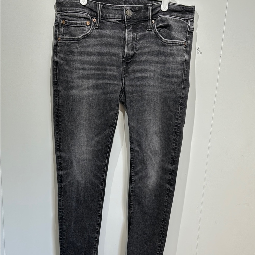 AE AirFlex+ Skimmy Jean Stylish Black Denim Jeans